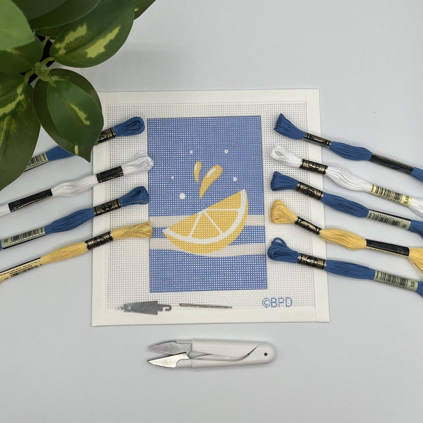 Lemon Wedge Needlepoint kit