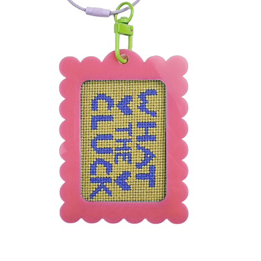 Bag Tag: Large Scallop Rectangle: Pink