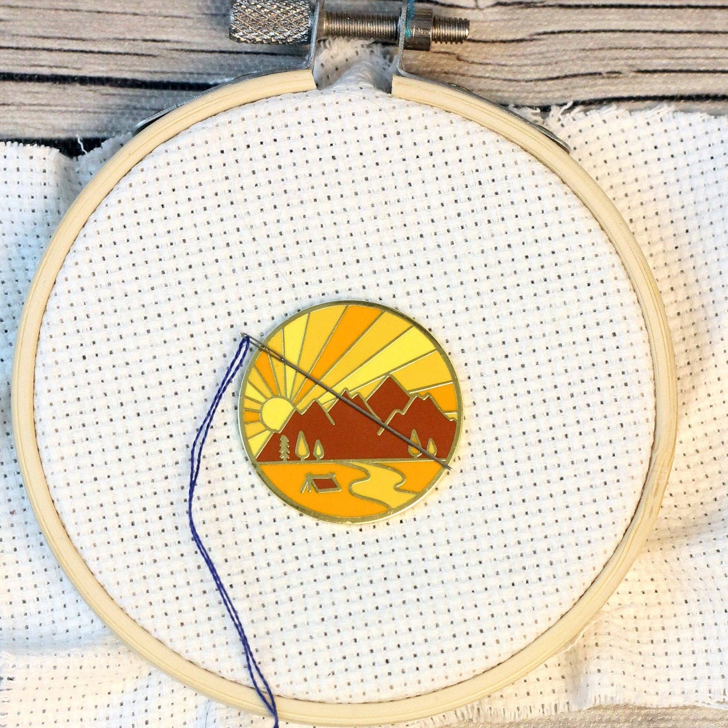 Fall Season Needle Minder