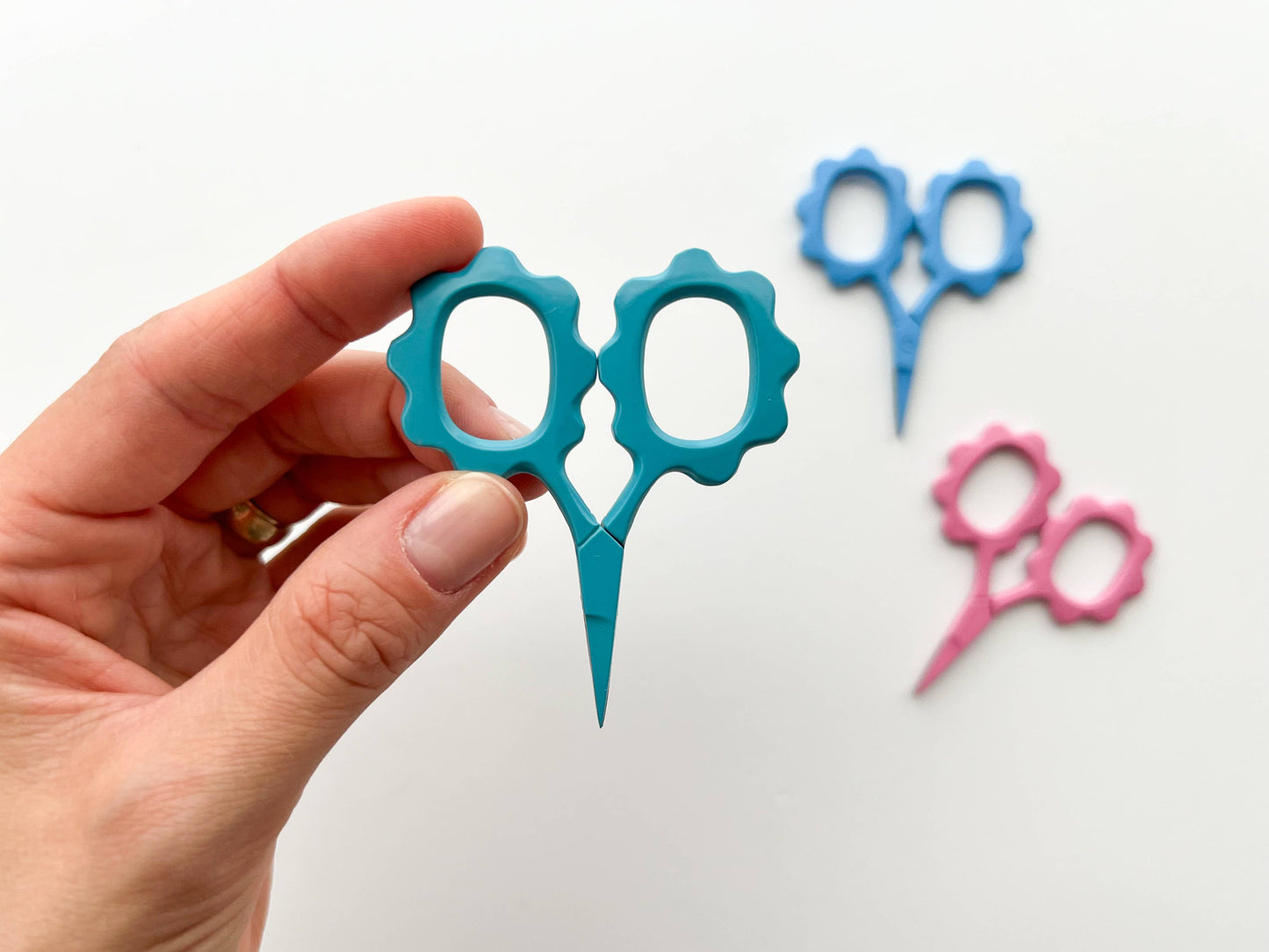 Small Flower scissors, tiny embroidery scissors: Ocean